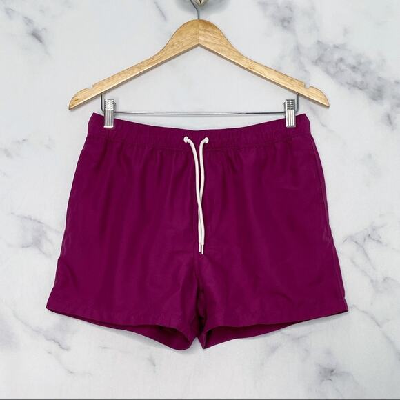 NWT ASOS Activewear Shorts Magenta Pull On Gym Walking Running Athleisure Size M - Picture 1 of 10